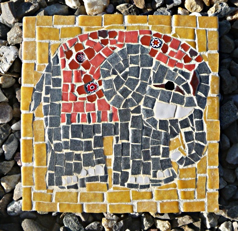 L'éléphant vu par Véro L'éléphant vu par Véro
